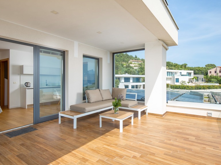 Majestic Coastal Retreat - Villa Mayan