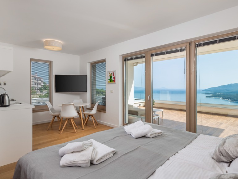 Majestic Coastal Retreat - Villa Mayan