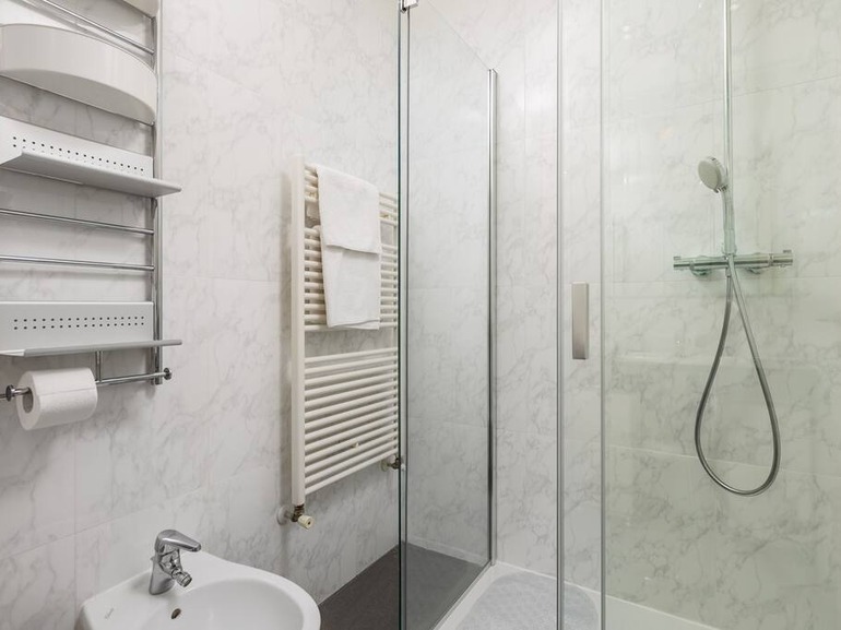 RM Grande Villa – Right Wing