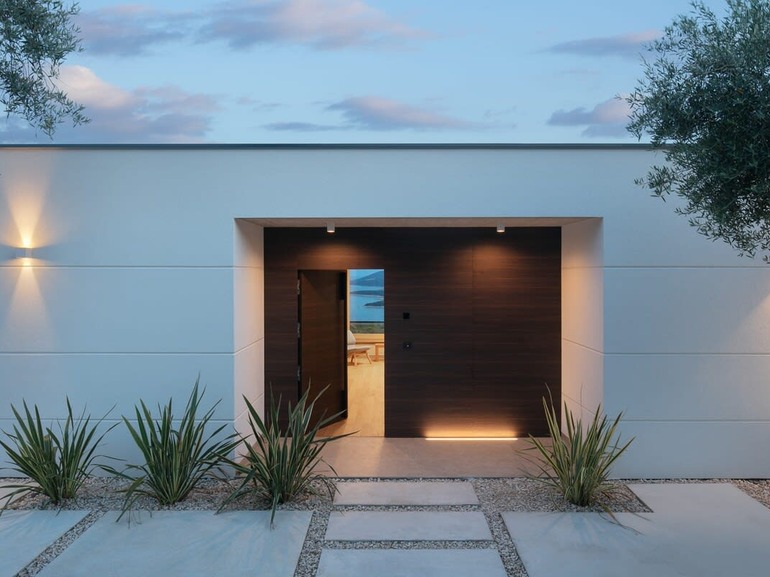 Luxury Coastal Retreat - Villa Saturea